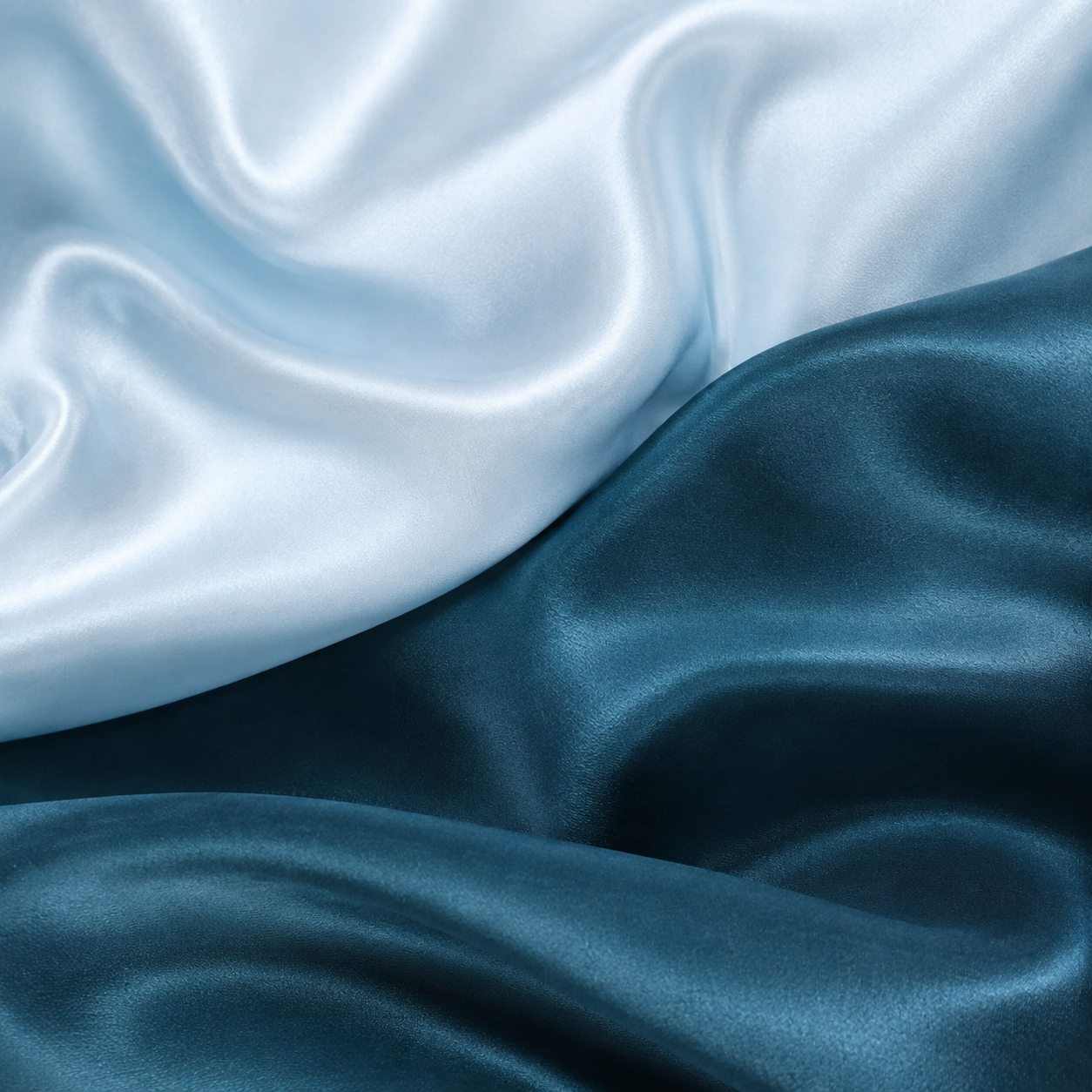 Bonnet en satin réglable - Saphir