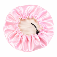 Bonnet en satin réglable